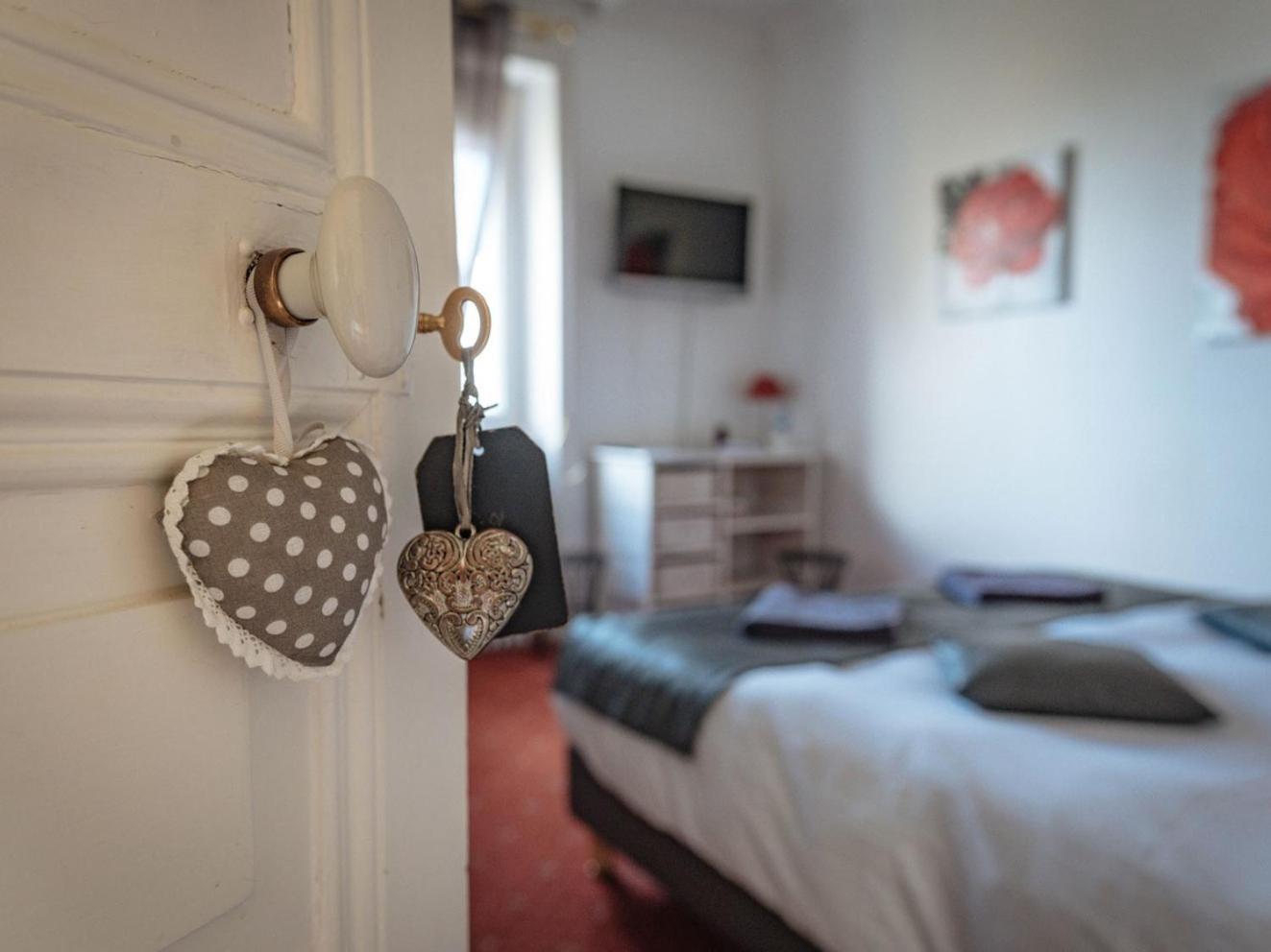 La Villa Cote Cour Dinan Rom bilde